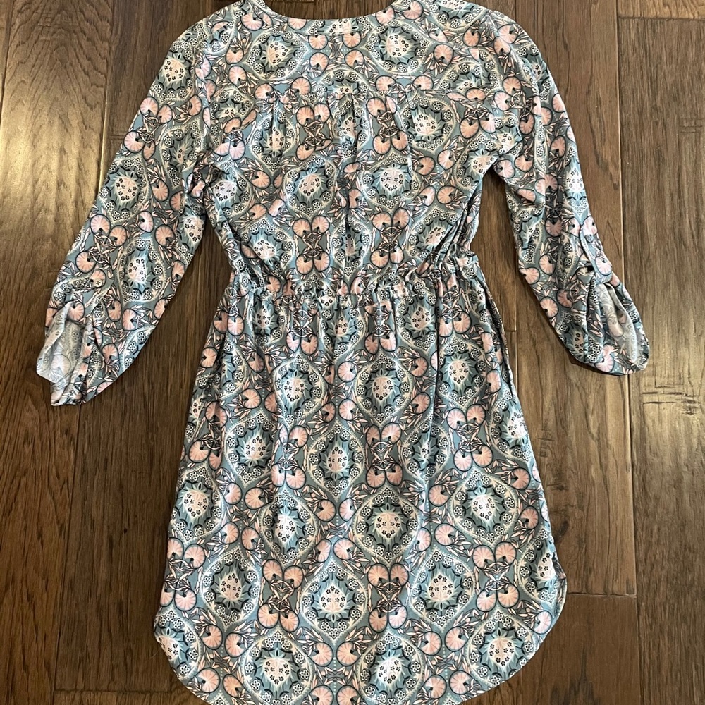 Loft Dress - Picture 5 of 6